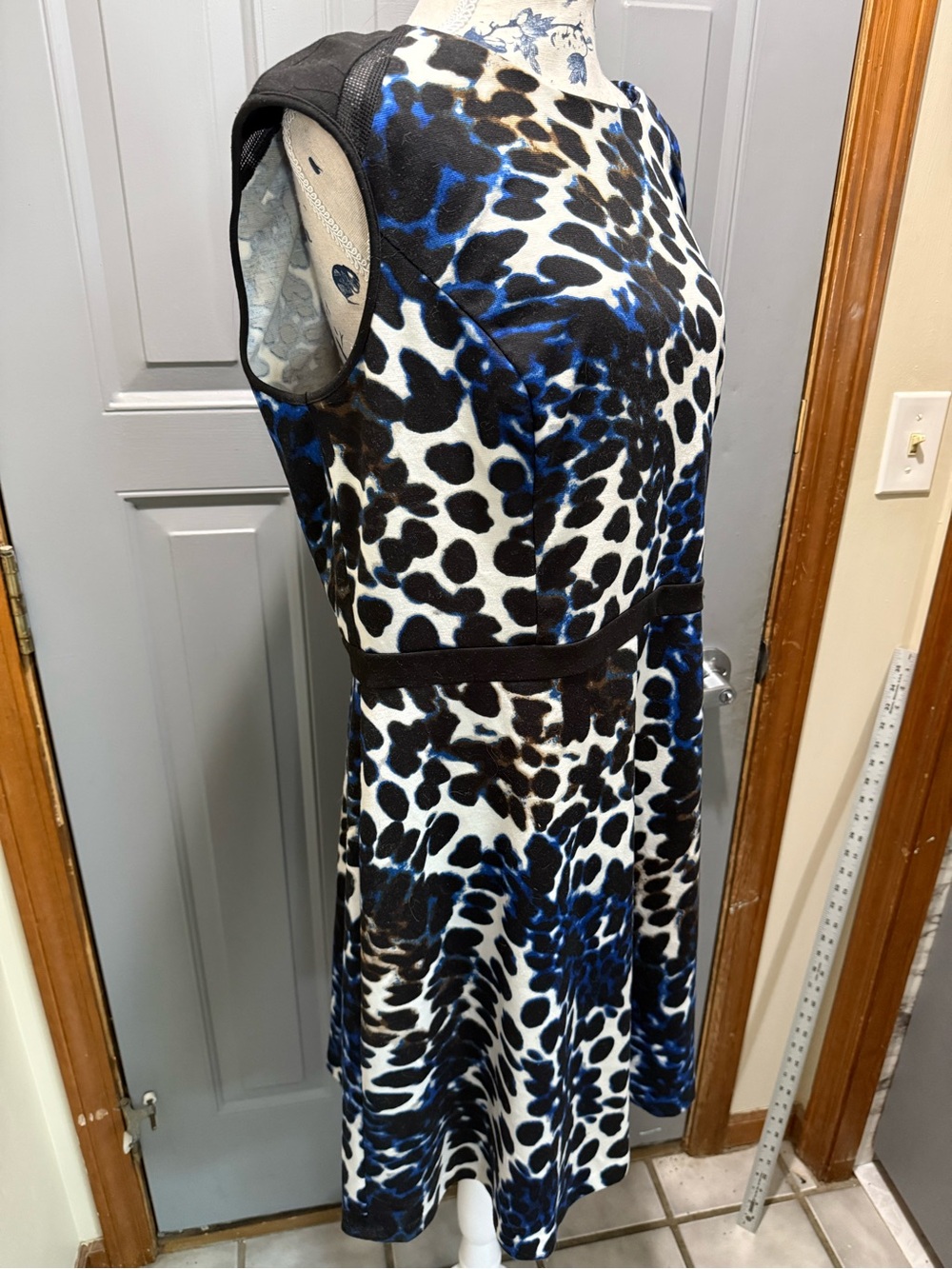 Women’s Blue and Black Animal Print Fit-and-Flare Dress-Calvin Klein (14)